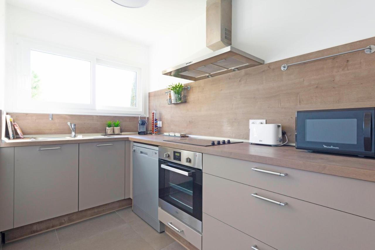 Select'Sohome - La Fossette - Appartement Pour 4 Personnes Avec Terrasse Et Vue Mer ! - Fos-04 ル・ラヴァンドゥー エクステリア 写真